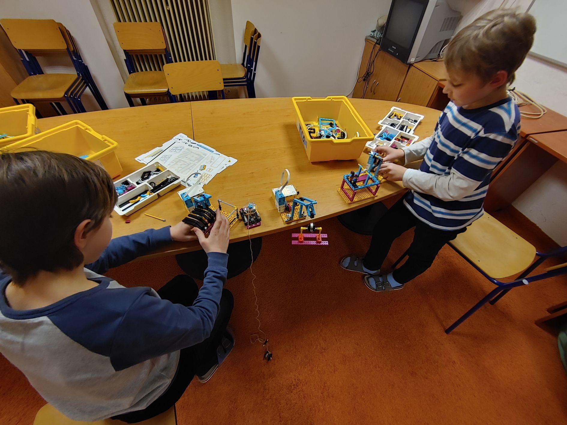 Lego robotika III. (Lego SPIKE PRIME, 9-12 let)