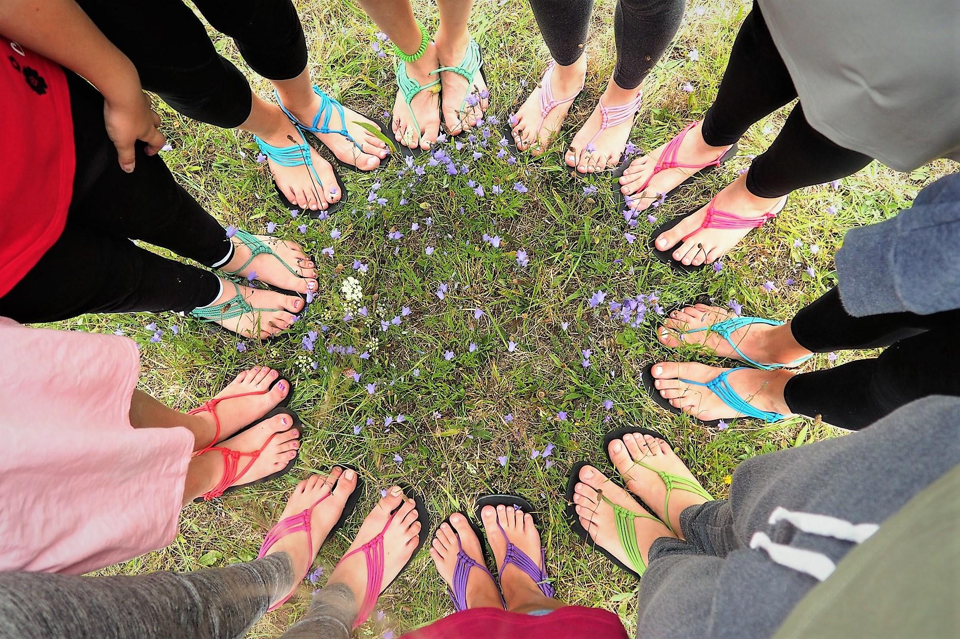 Barefoot sandály (10:00-12:30) - Kreativní den v Lužánkách
