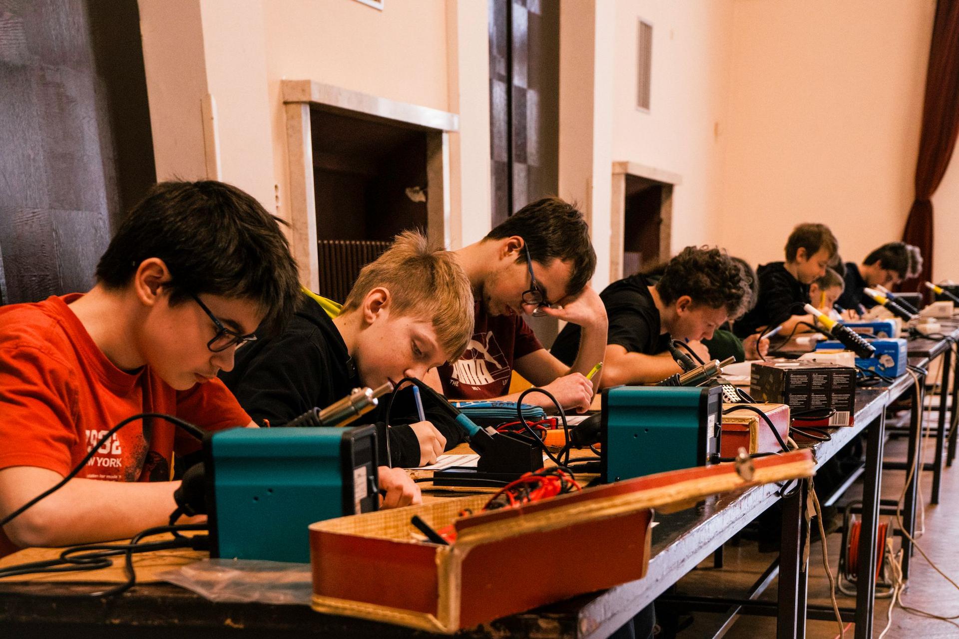 soutěž v elektronice
